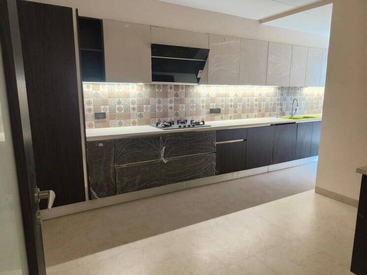 Kitchen, suncity 4 Bedroom 502 Sq.Yd. Builder Floor In Suncity Gurgaon 8954123
