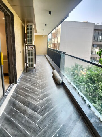 Balcony in 4 BHK Builder Floor at Suncity – for Rent