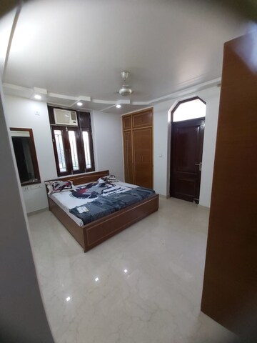 6+ BHK Independent House For Sale in Pitampura