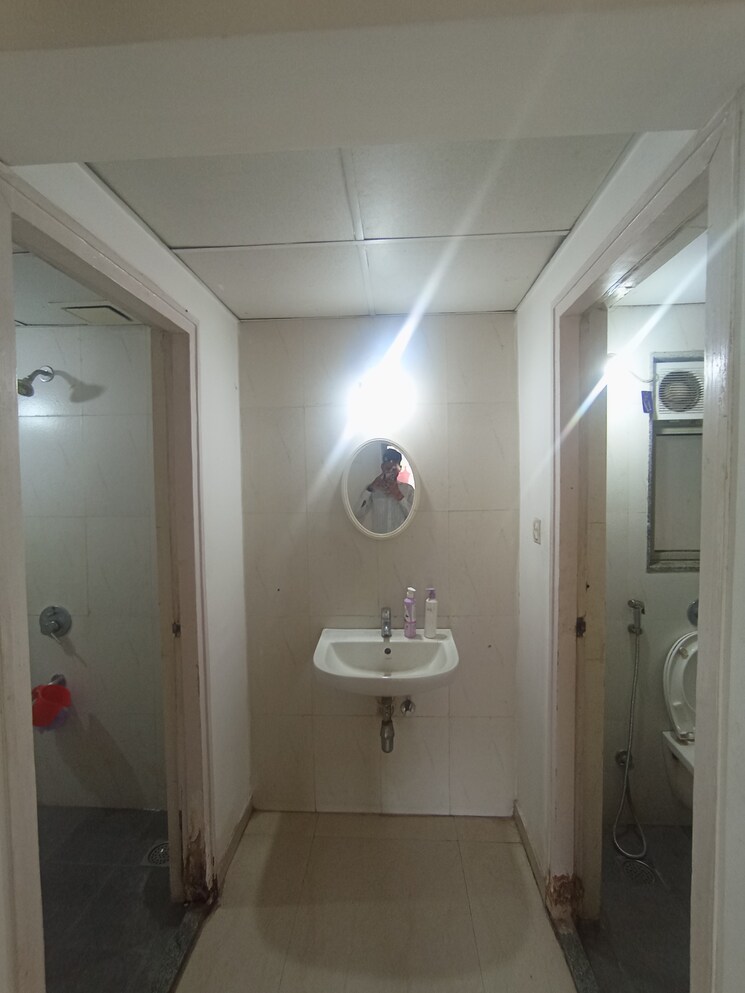 Bathroom, lodha-casa-rio 1 Bedroom 605 Sq.Ft. Apartment In Dombivli East Thane 8954128
