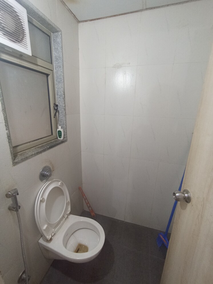 Bathroom, lodha-casa-rio 1 Bedroom 605 Sq.Ft. Apartment In Dombivli East Thane 8954128