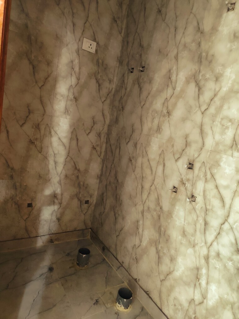 Bathroom, bisrakh jalalpur 3 Bedroom 1450 Sq.Ft. Apartment In Bisrakh Jalalpur Greater Noida 8954137