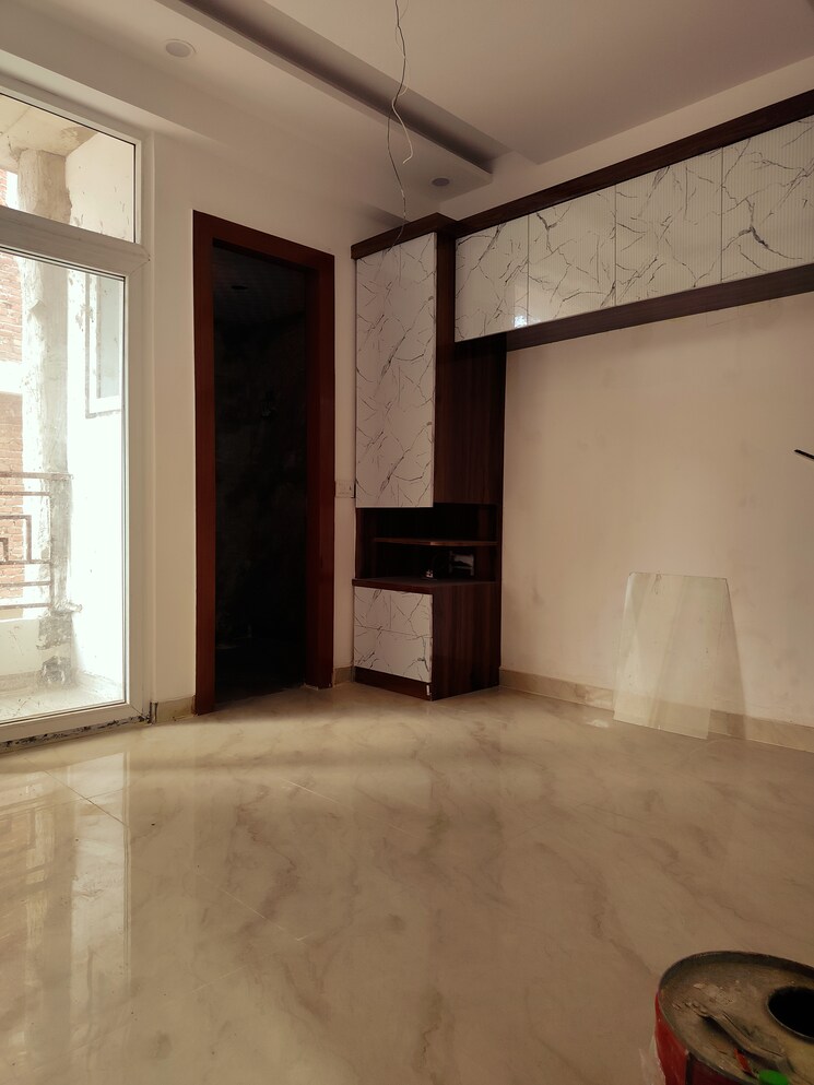 Room, bisrakh jalalpur 3 Bedroom 1450 Sq.Ft. Apartment In Bisrakh Jalalpur Greater Noida 8954137