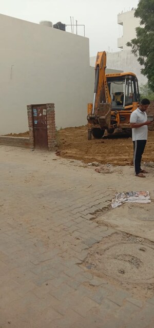  Plot For Sale in New Palam Vihar Phase 1