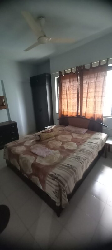Master Bedroom in 2 BHK Apartment at Riswadkar Prestige Panorama, Mundhwa – for Rent