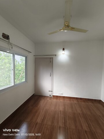 Room in 2 BHK Builder Floor at Vasant Kunj – for Rent