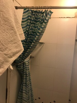 Bathroom in 2 BHK Apartment at Lodha Fiorenza, Goregaon East – for Sale