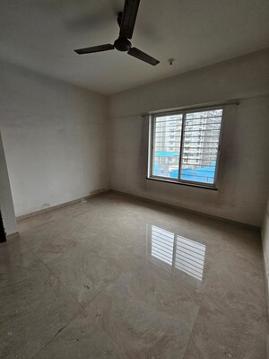 Room in 2 BHK Apartment at Sumit Artista, Santacruz East – for Sale