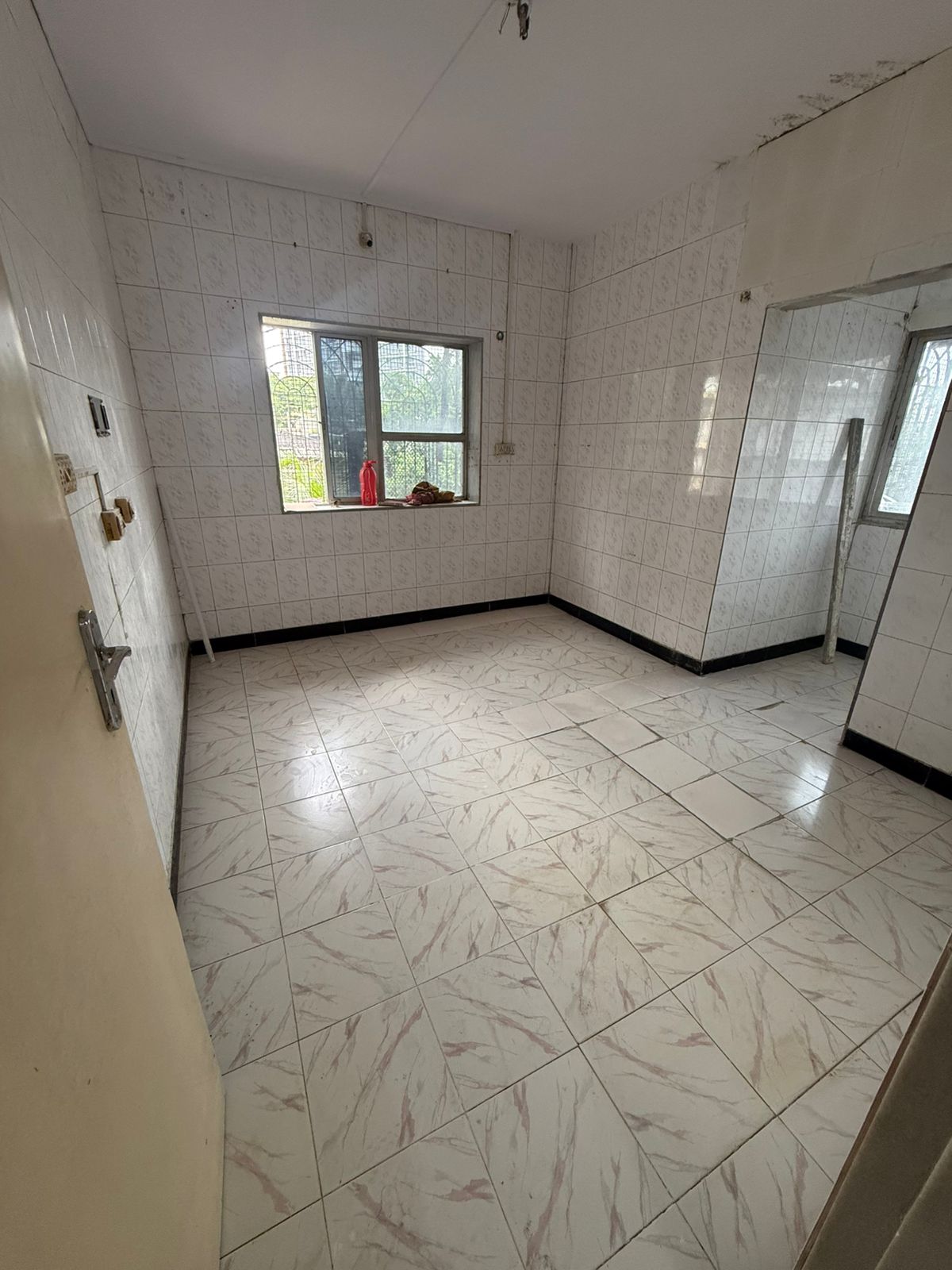 2 BHK Apartment For Rent in Olive Apartment Santacruz