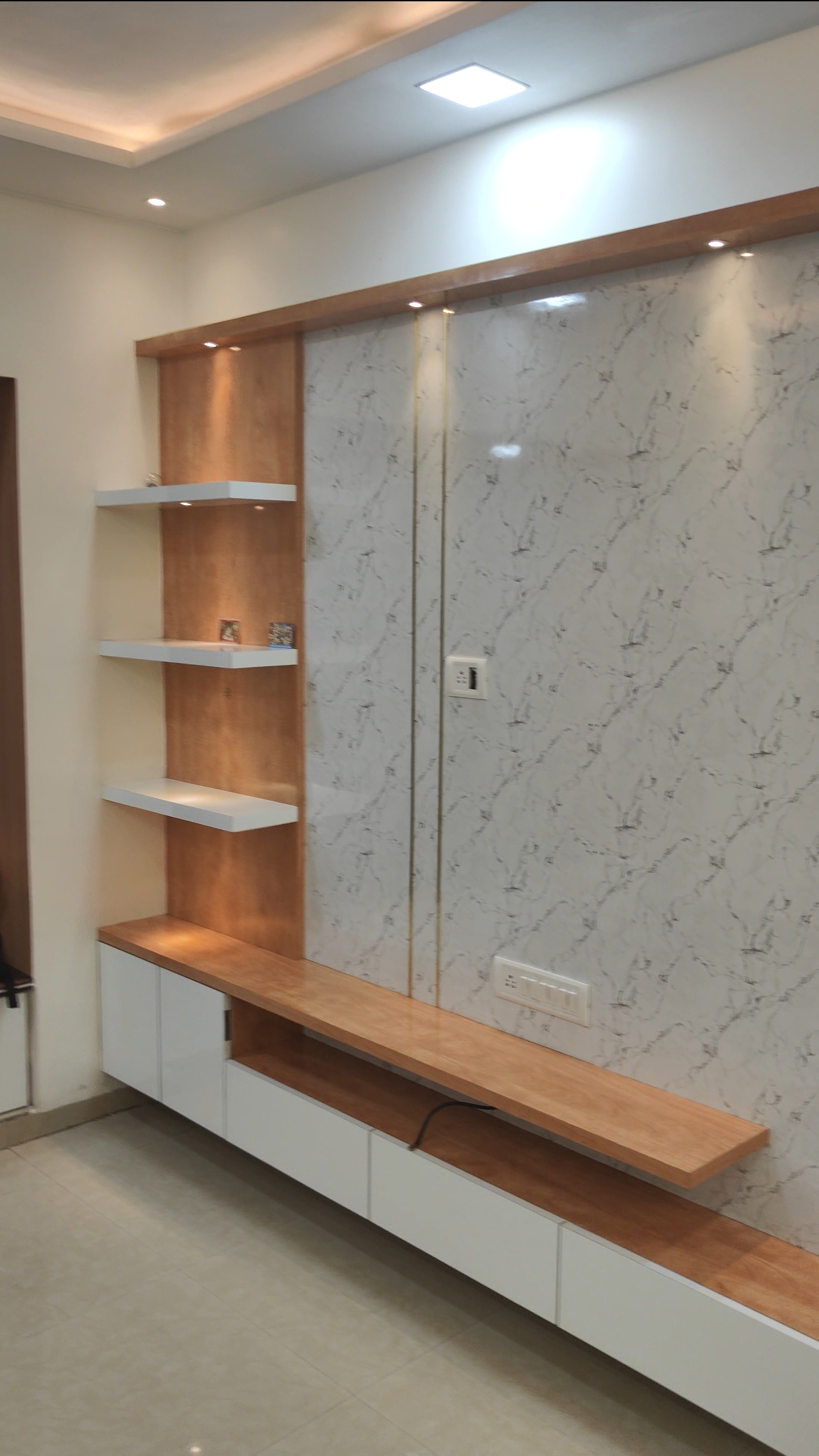 1 BHK Apartment For Rent in Raunak Unnathi Gardens