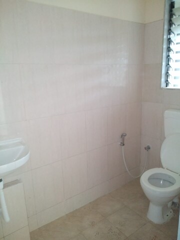 Bathroom in 1 BHK Apartment at Paradigm Zenith Pushpanjali Residency Phase III, Ghodbunder Road – for Rent
