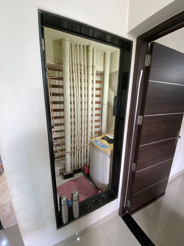 Balcony, haware-dahlia 1 Bedroom 433 Sq.Ft. Apartment In Kasarvadavali Thane 8954226