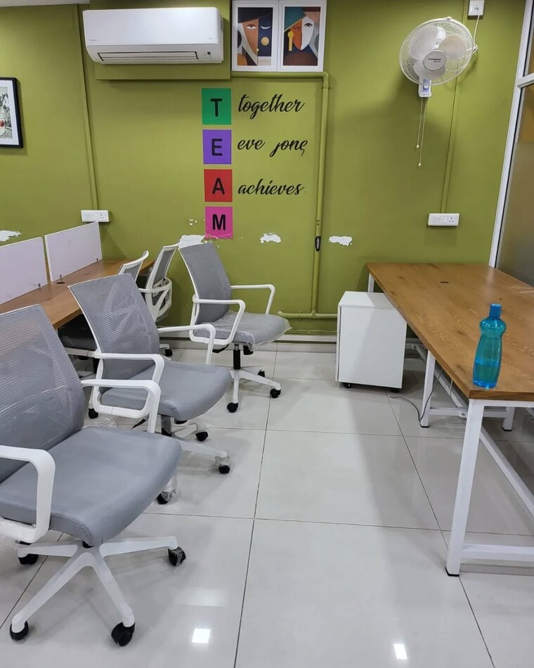 Team Area, amar-business-zone Commercial Office Space in IT/SEZ 3800 Sq.Ft. In Baner Pune 8954230