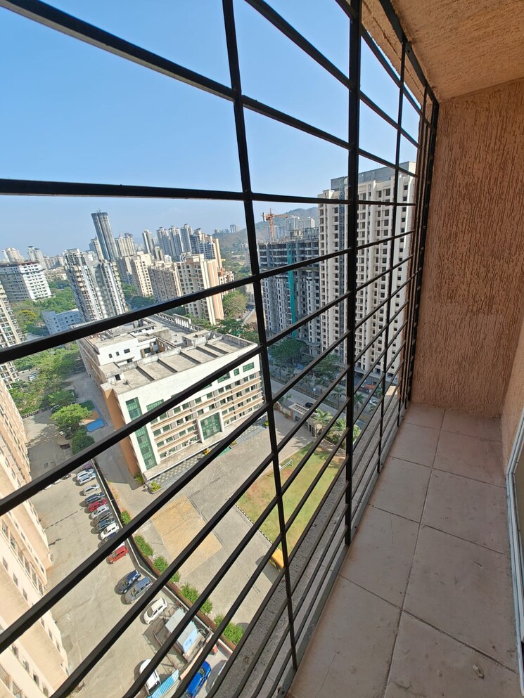 Balcony, mahavir-kalpavruksha 2 Bedroom 905 Sq.Ft. Apartment In Ghodbunder Road Thane 8954233
