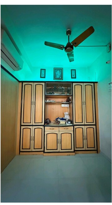 Room in 1 RK Apartment at Andheri East – for Rent