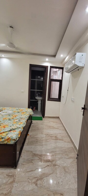 Room in 2 BHK Builder Floor at Chattarpur – for Rent