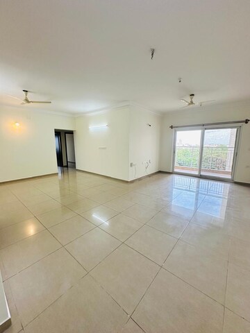 Room in 3 BHK Apartment at Prestige Park View, Whitefield – for Rent