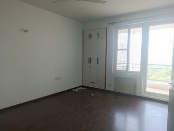 Room in 3.5 BHK Apartment at 3C Lotus Boulevard, Sector 100 – for Sale