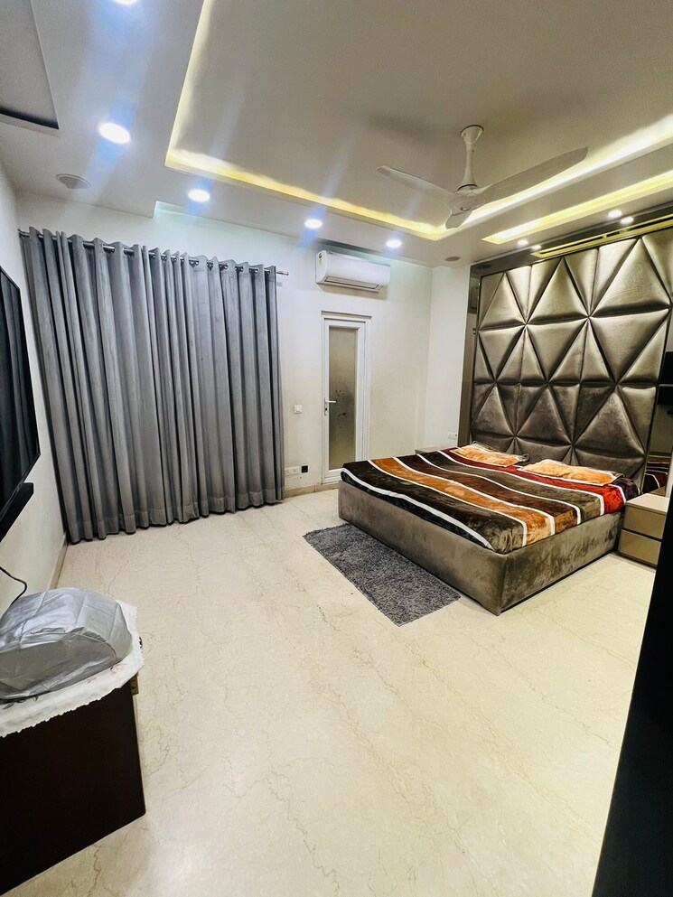 Bedroom, lajpat nagar iii 3 Bedroom 1800 Sq.Ft. Builder Floor In Lajpat Nagar Iii Delhi 8954329