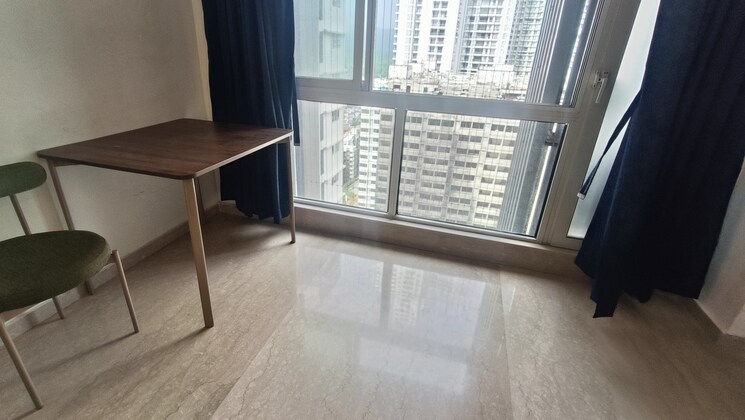 Room, omkar-signet 1 Bedroom 333 Sq.Ft. Apartment In Malad East Mumbai 8954400