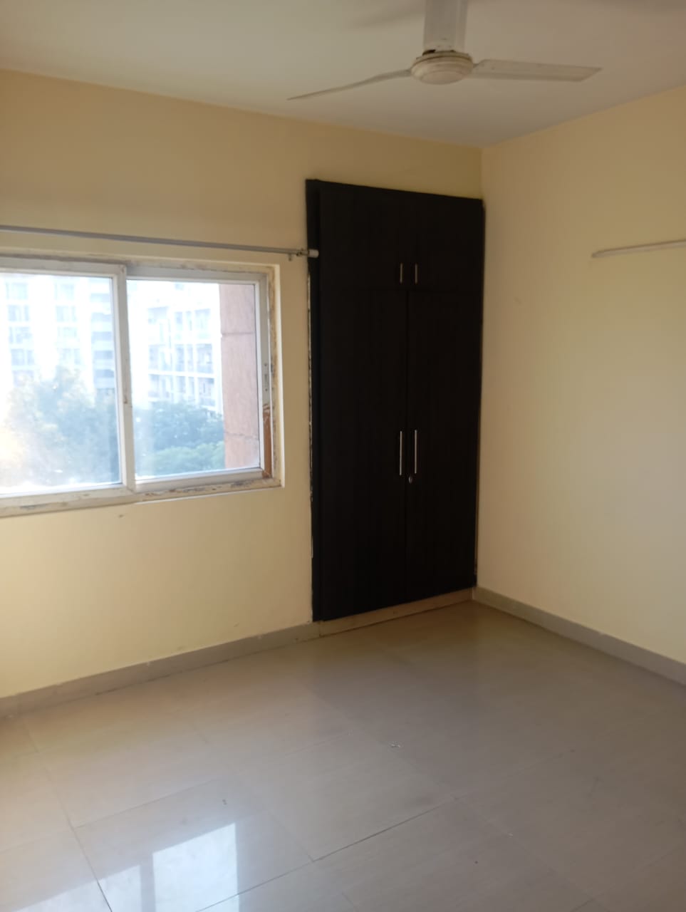2 BHK 915 Sq.Ft. Apartment in Nimbus The Hyde park