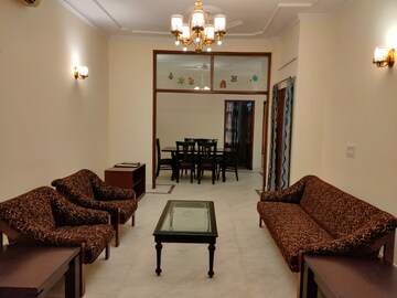 Living Room in 3 BHK Builder Floor at Defence Colony – for Rent