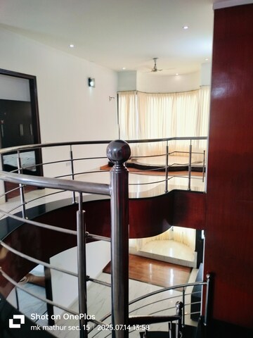 Staircase in 5 BHK Independent House at Unitech South City 1, South City 1 – for Rent