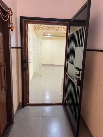 Room in 3 BHK Apartment at Salarpuria Sattva Melody, Mysore Road – for Rent