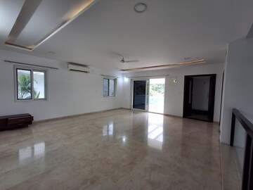 Room in 4 BHK Villa at Rajapushpa Open Skies, Kokapet – for Rent
