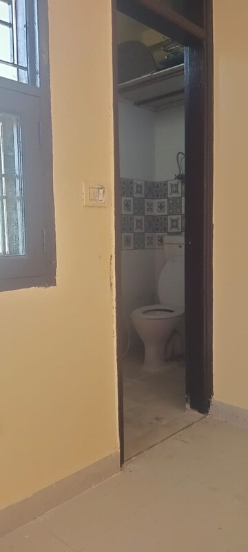 Attached Bathroom in 2 BHK Builder Floor at Maan Sona Apartments, Shahberi – for Rent