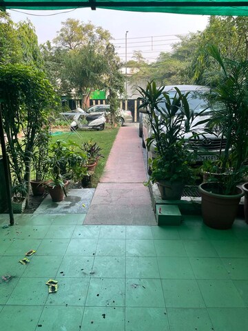 Balcony in 3 BHK Builder Floor at Defence Colony – for Rent