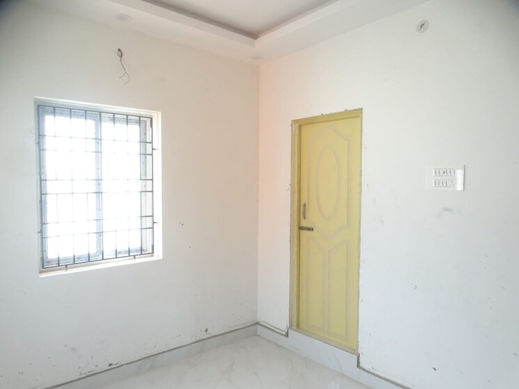 Room, chromepet 3 Bedroom 1500 Sq.Ft. Villa In Chromepet Chennai 8954549