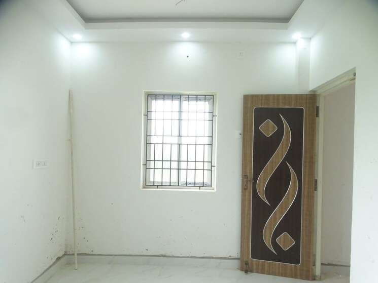 Room, chromepet 3 Bedroom 1500 Sq.Ft. Villa In Chromepet Chennai 8954549