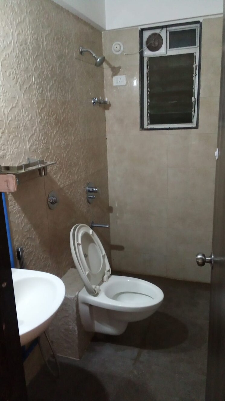 Bathroom, wellwisher-kiarah-terrazo 2 Bedroom 770 Sq.Ft. Apartment In Hadapsar Pune 8954557