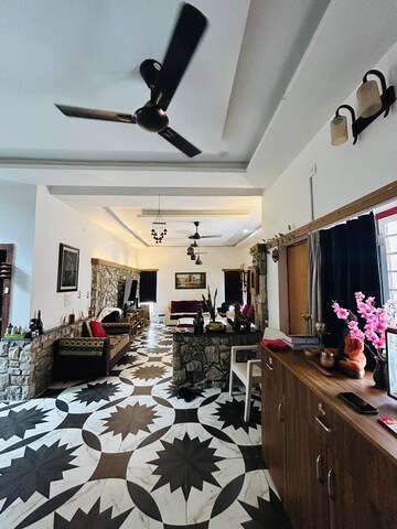 Parking in 3 BHK Builder Floor at Sahastradhara Road – for Rent