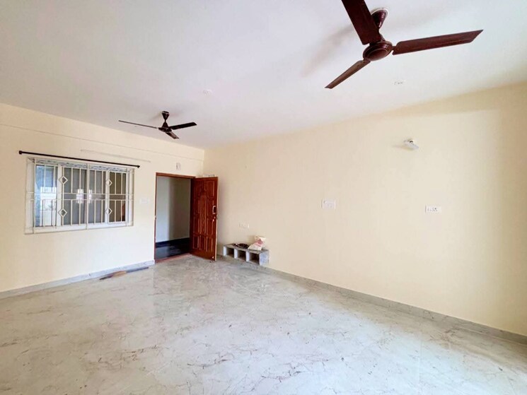 Room, vignana nagar 2 Bedroom 1300 Sq.Ft. Builder Floor In Vignana Nagar Bangalore 8954582
