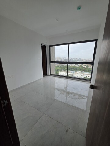 Room in 3 BHK Apartment at Mantra Mirari, Koregaon Park – for Rent