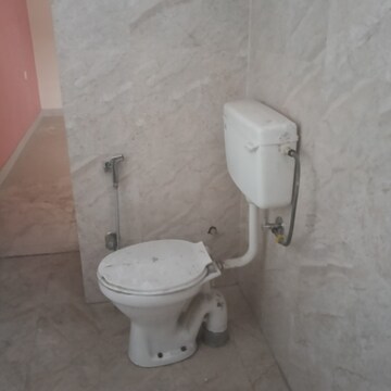 Bathroom in 2.5 BHK Independent House at Sector 55 – for Rent