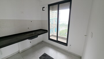 Room in 3 BHK Apartment at Mantra Mirari, Koregaon Park – for Rent