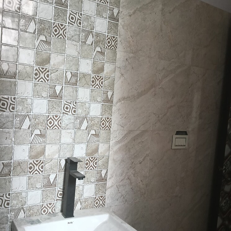 Bathroom, sector 55 2.5 Bedroom 1250 Sq.Ft. Independent House In Sector 55 Noida 8954605