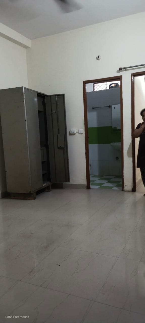 1 BHK Builder Floor For Rent in Ansal Palam Triangle