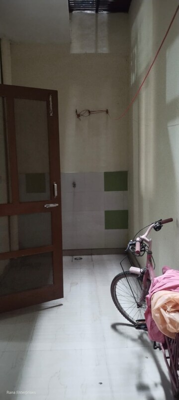 Bathroom in 1 BHK Builder Floor at Ansal Palam Triangle, Palam Vihar Extension – for Rent