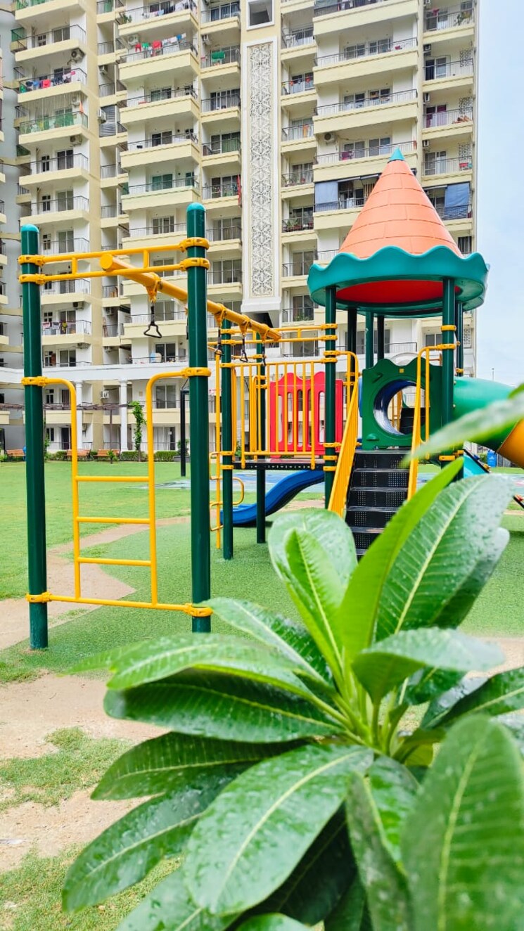 Garden, alpine-aigin-royal-phase-2 3 Bedroom 1575 Sq.Ft. Apartment In Sector 1 Greater Noida Greater Noida 8954683