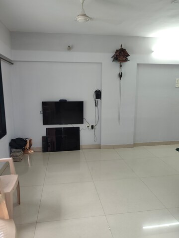 Tv Room in 2 BHK Apartment at Kolbad – for Rent