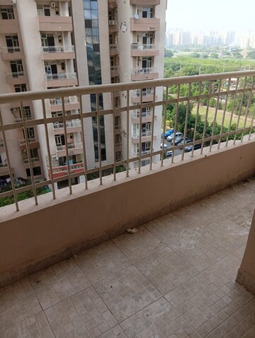Balcony in 2.5 BHK Apartment at Futec Gateway, Sector 75 – for Rent