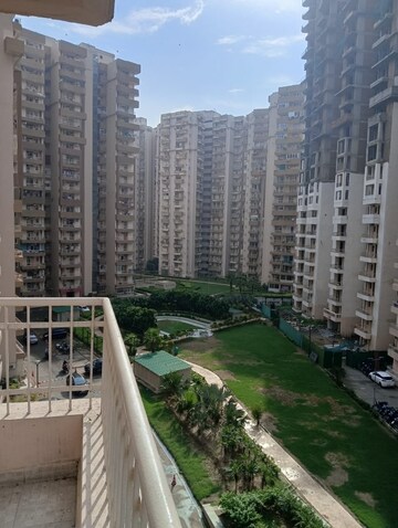 2.5 BHK Apartment – Exterior View View at Futec Gateway, Sector 75 - for Rent