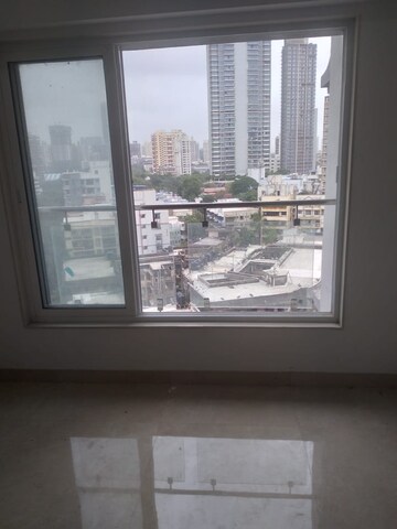 Bedroom in 2 BHK Apartment at Shivaji Park – for Rent