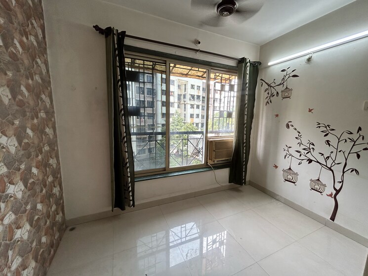Room, swastik-residency-phase-ii-chs-ltd 1 Bedroom 500 Sq.Ft. Apartment In Pratha Pushp Society Thane 8954706