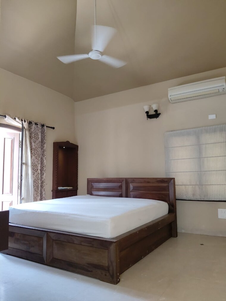 Bedroom, aparna-shangri-la 4 Bedroom 3600 Sq.Ft. Villa In Gachibowli Hyderabad 8954741