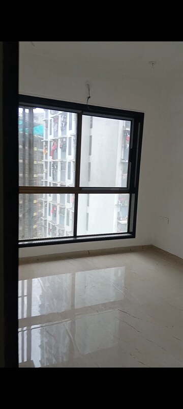 Room in 2 BHK Apartment at Neminath Nemi Bhavan, Goregaon West – for Rent